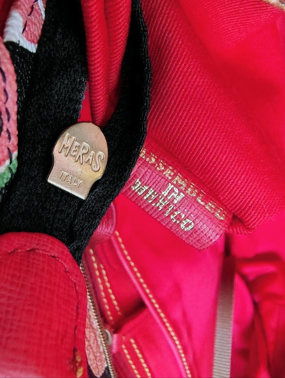 Dooney & Bourke Fruit Bag - Picture 11 of 12